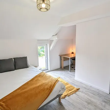 Maison Conviviale & Jardin * Mesnil-Saint-Père