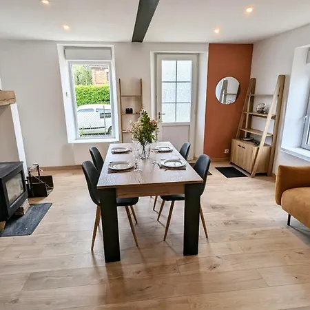 Maison Conviviale & Jardin Mesnil-Saint-Pere